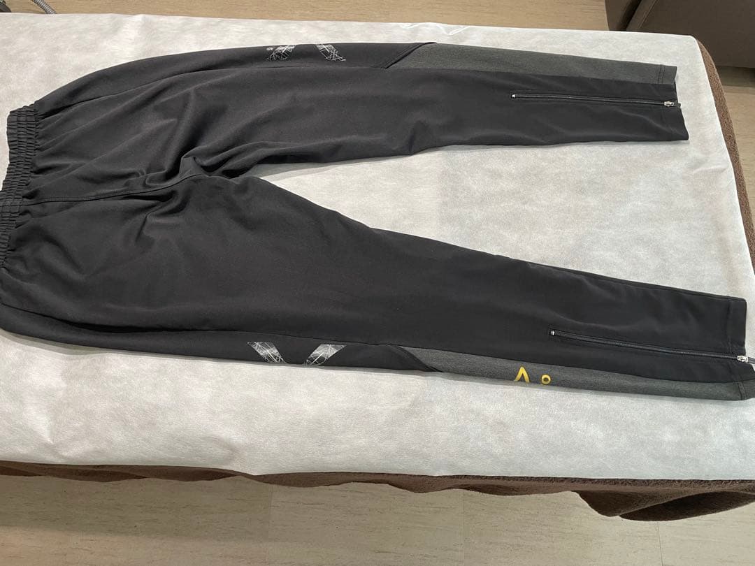 【FC東京選手支給品上下セット】トレーニングウェア 非売品