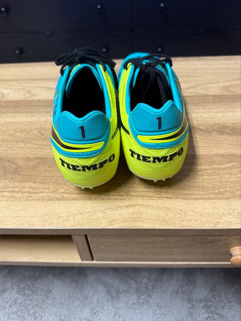 A*a様 西川周作サイン入りスパイク　ウェア