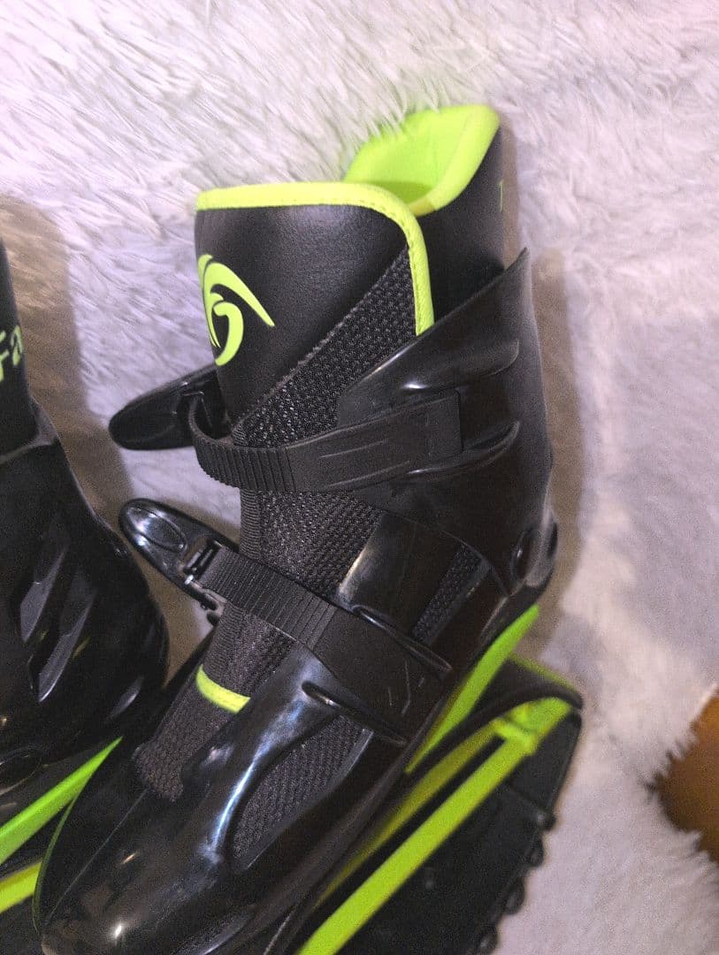 ジャンピングシューズ トランポリンブーツ 新品未使用 サイズC