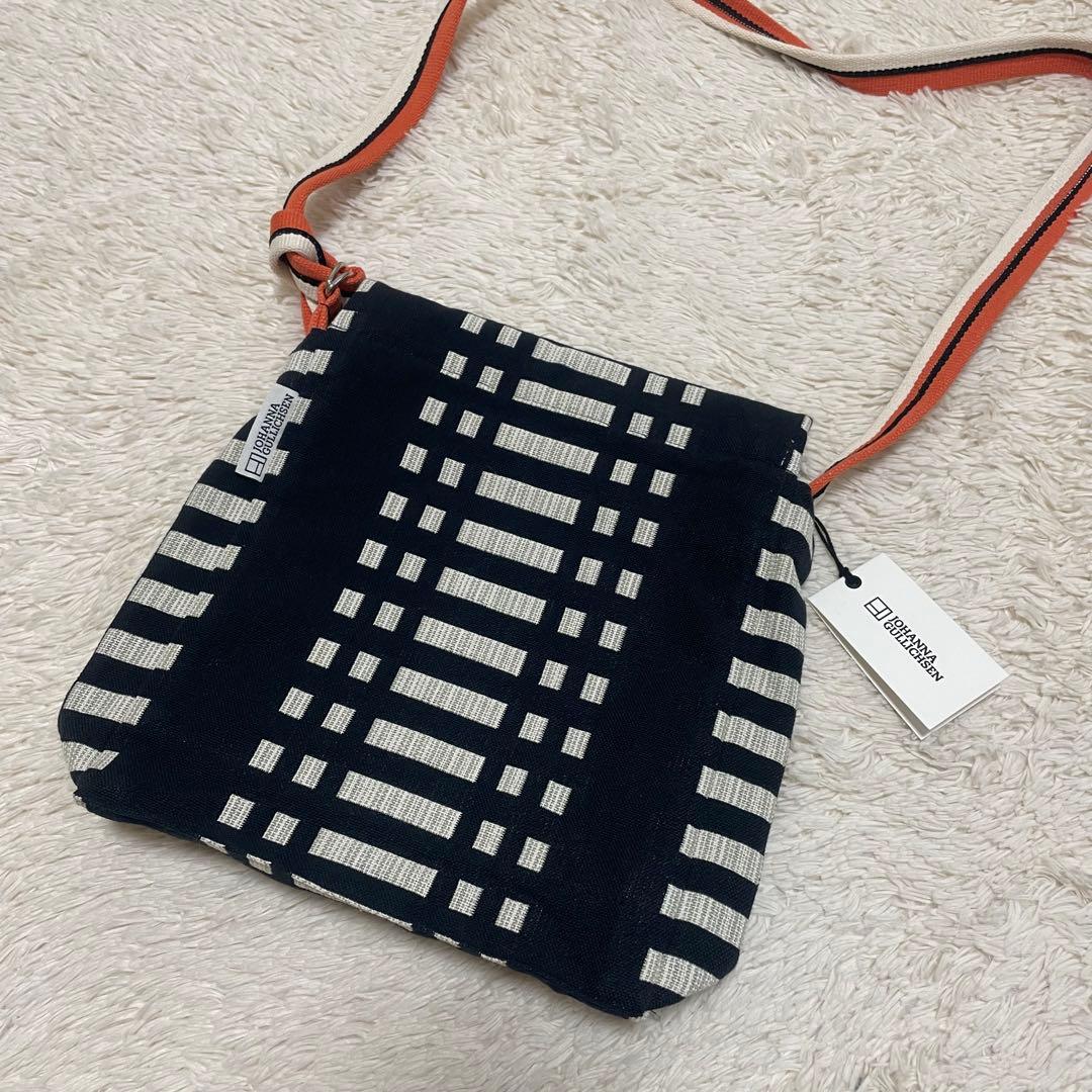 未使用品　ヨハンナグリクセン Viktor Bag斜めがけバッグ ドリスブラック