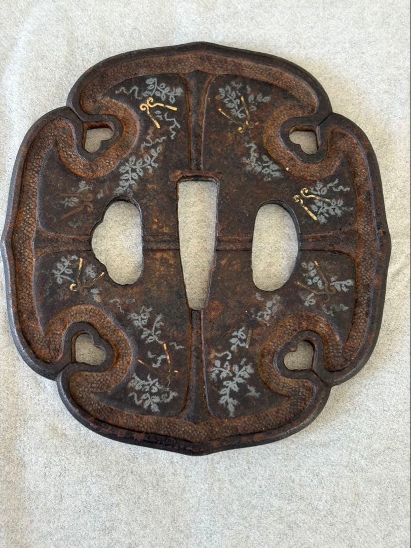 花と葉の装飾 鉄製鍔