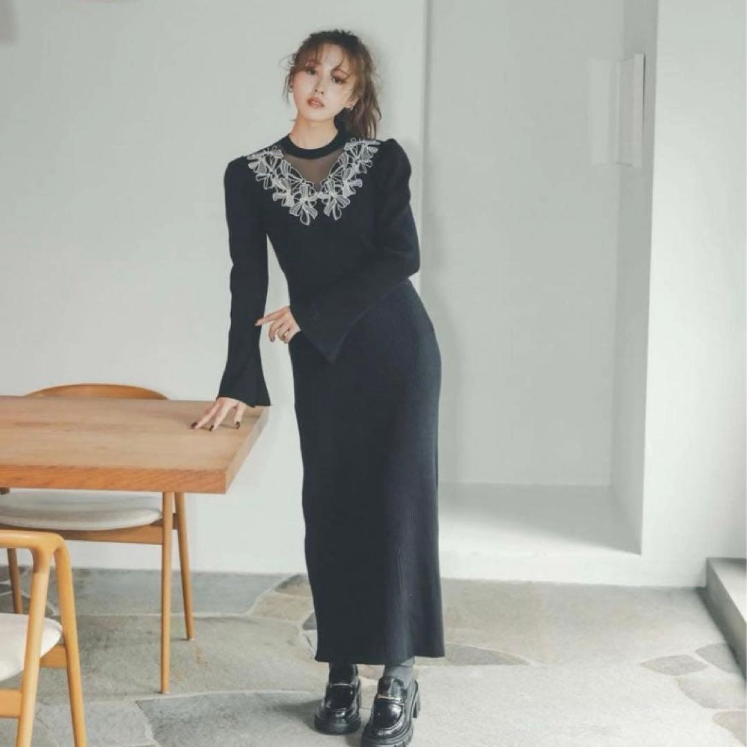 リランドチュール　デコルテリボンドッキングニットワンピース