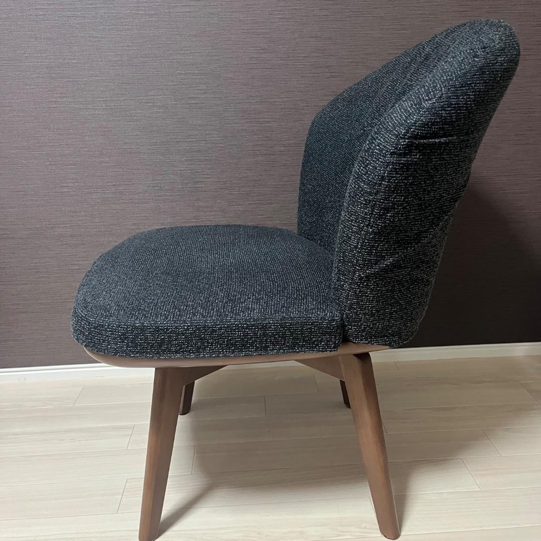 未使用品　シギヤマ家具 回転チェア ダークグレー 2023年製　オフィスチェア