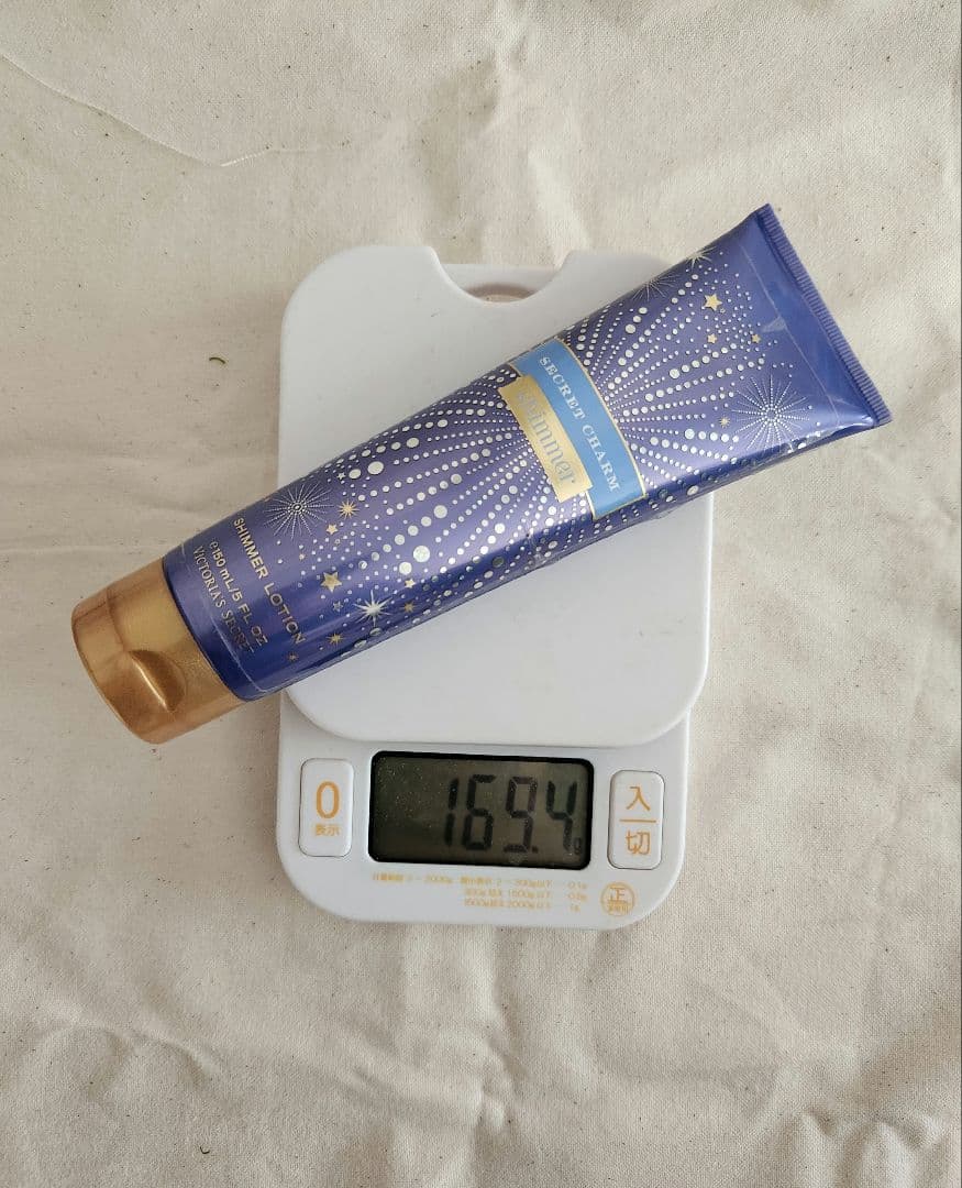 ヴィクトリアシークレット　シークレットチャーム　ミスト、ボディクリームセット