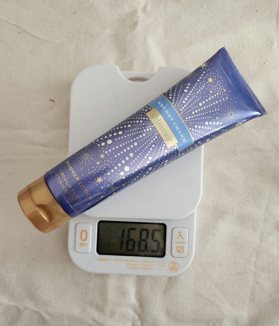 ヴィクトリアシークレット　シークレットチャーム　ミスト、ボディクリームセット