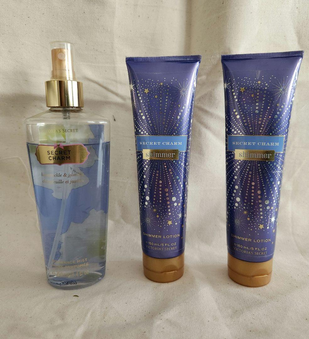 ヴィクトリアシークレット　シークレットチャーム　ミスト、ボディクリームセット