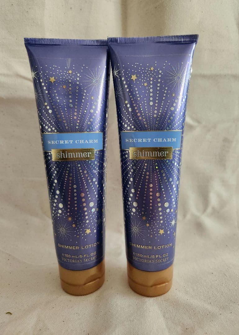ヴィクトリアシークレット　シークレットチャーム　ミスト、ボディクリームセット