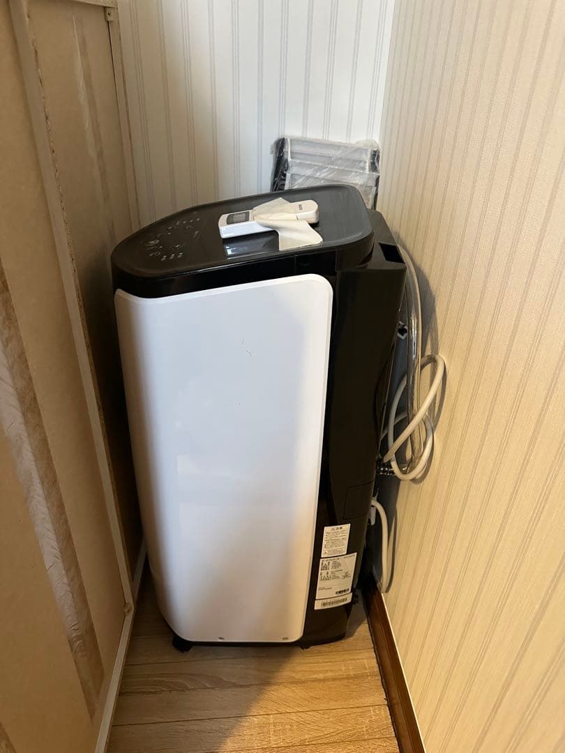 【ポータブルクーラー】 アイリスオーヤマ　IPP-2221G-W