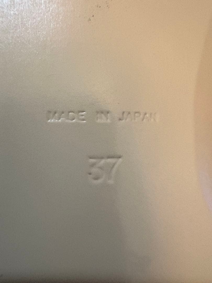 7/23値下　新品未使用　pippichicゴールドフラットシューズ　24