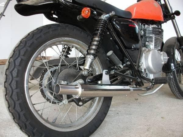 グラストラッカー　キャプトンタイプマフラーの出品です。