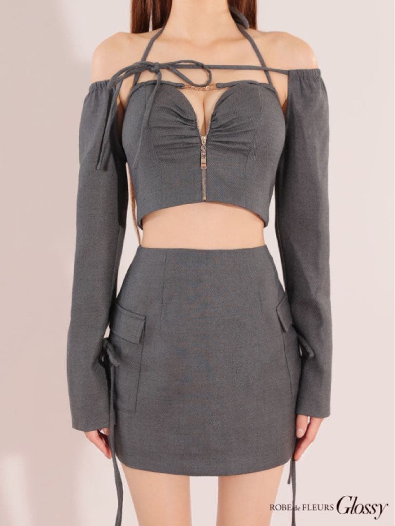 【完売品】ROBE de FLEURS リボンデザインバストジップセットアップ