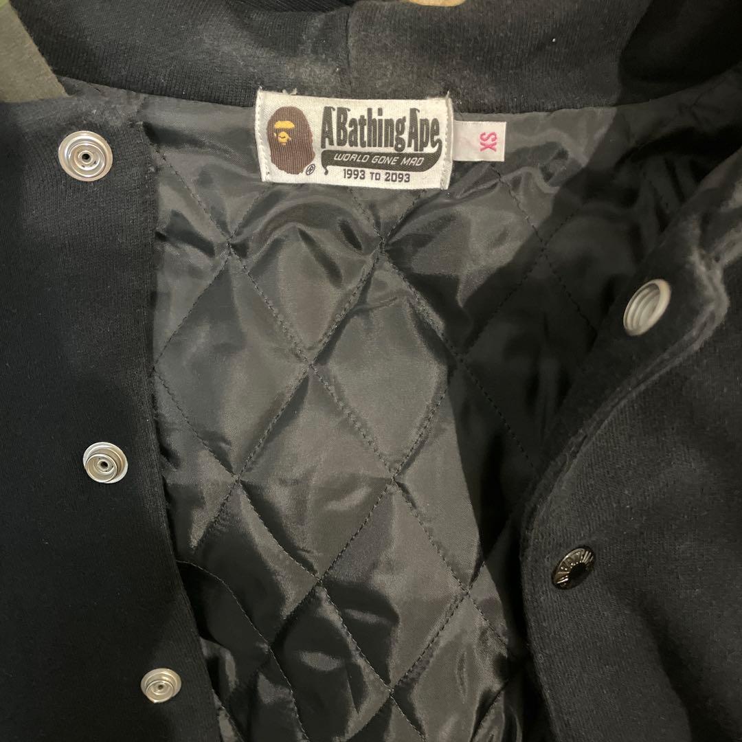 【最終値下げ】アベイシングエイプ シャーク　キルティング　スタジャン　レディース