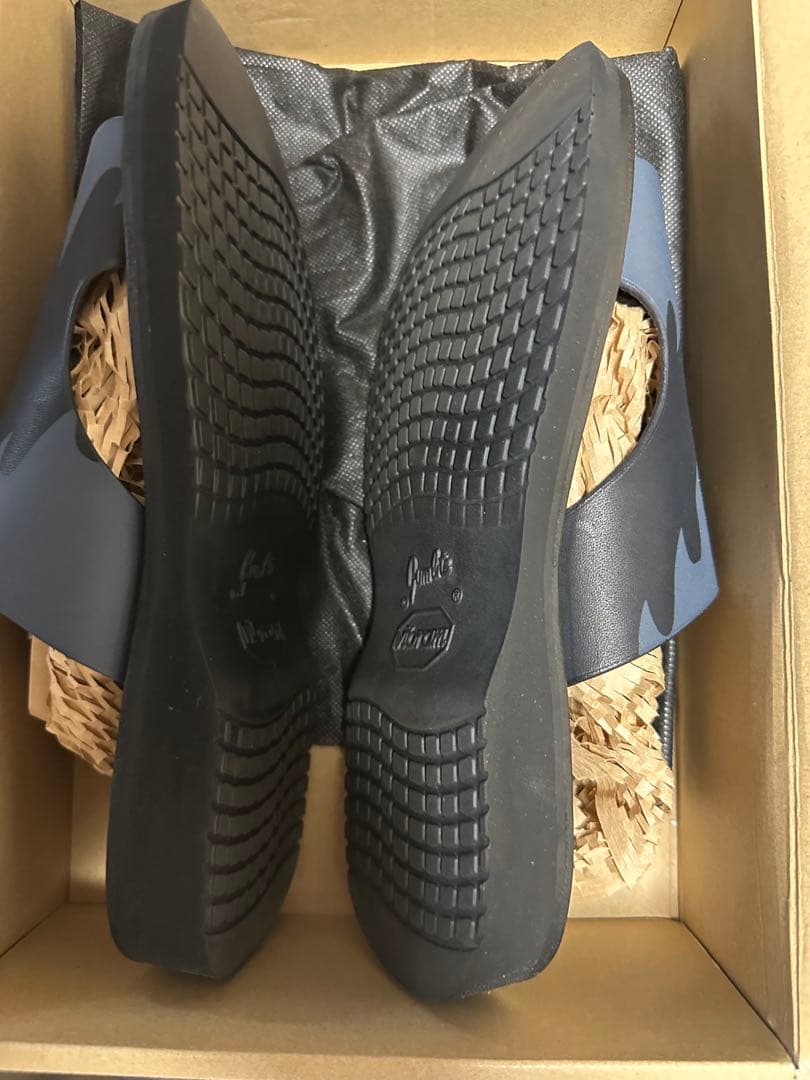 GRINDLODGE × Boab leather works