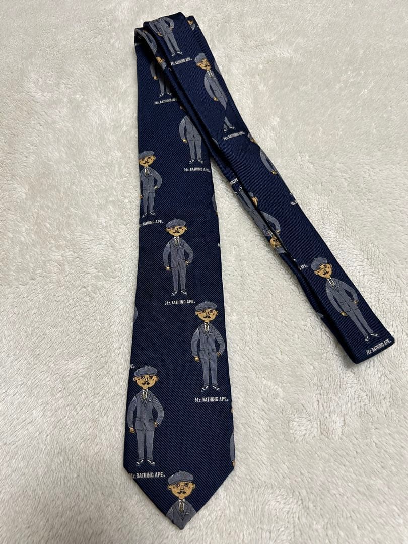 Mr. BATHING APE. ネクタイ ネイビー