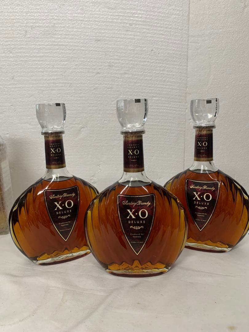サントリーXOデラックス　700ml 3本セット