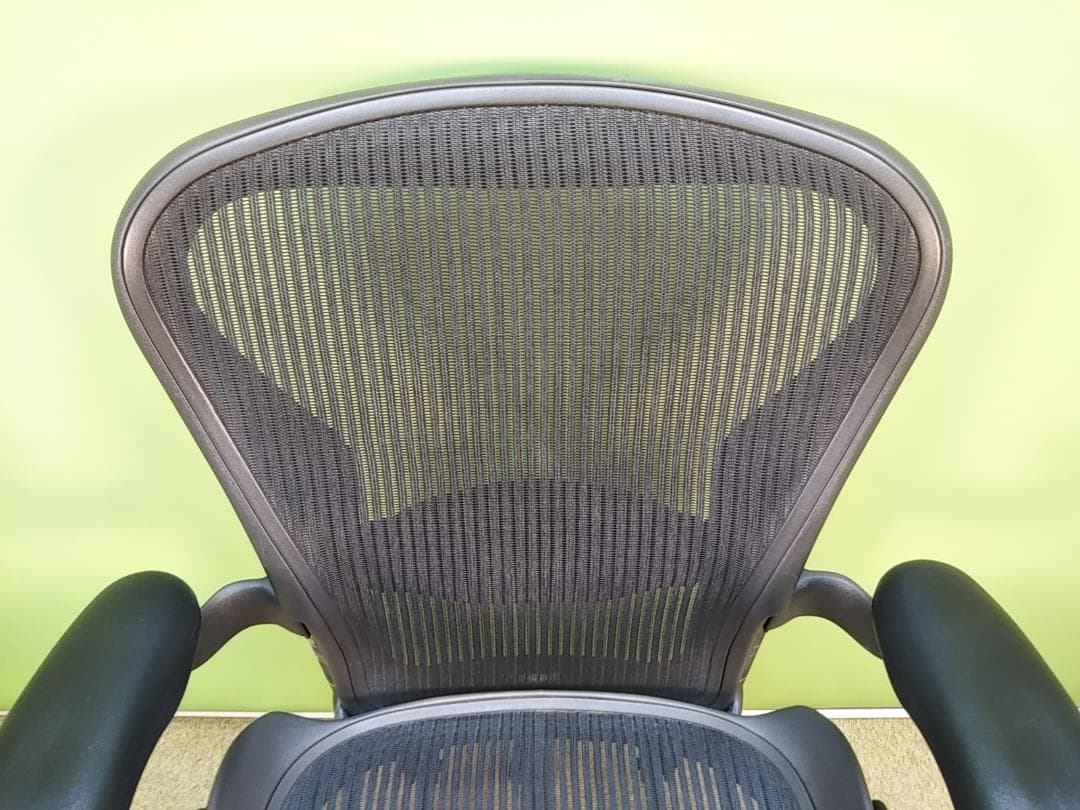 az　ハーマンミラー　アーロンチェア　Bサイズ　スタンダード　固定肘　中古品