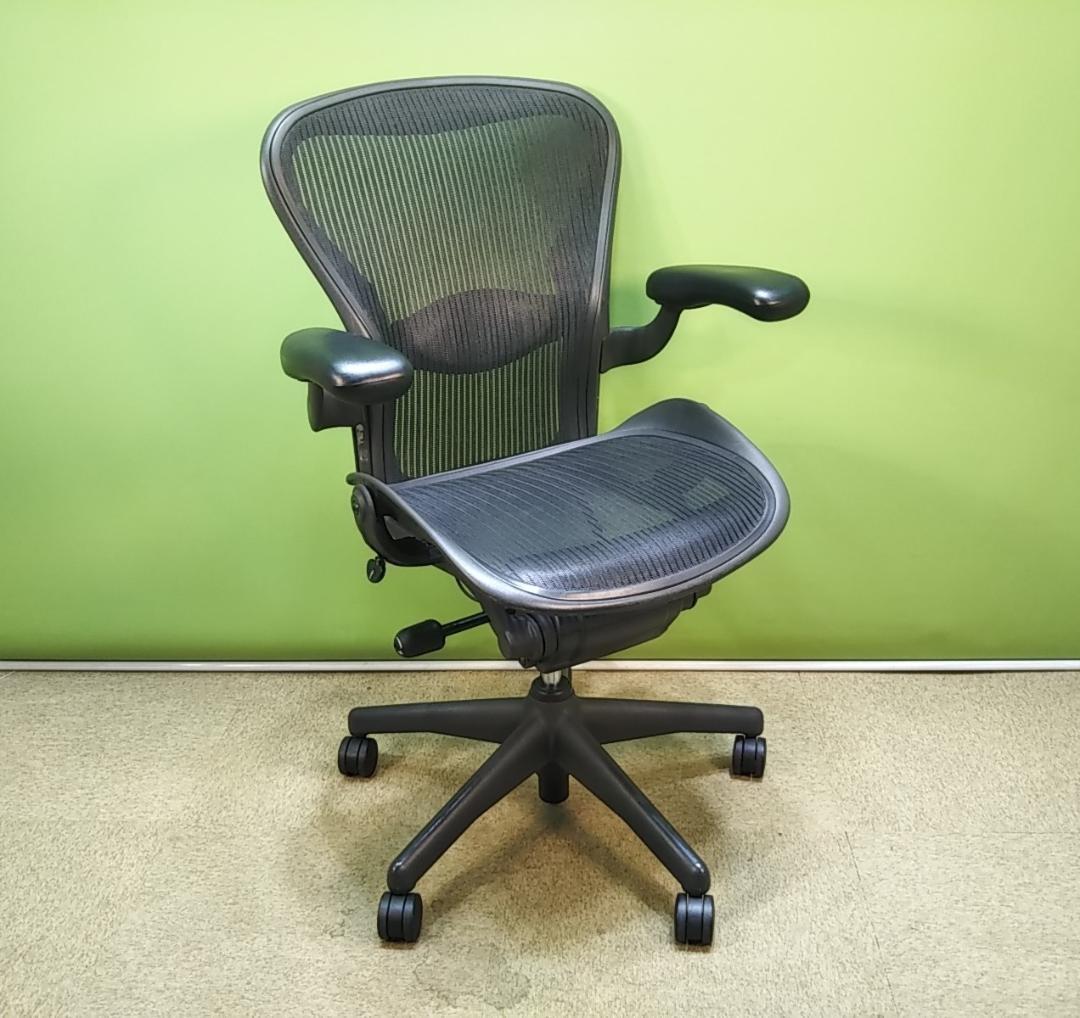 az　ハーマンミラー　アーロンチェア　Bサイズ　スタンダード　固定肘　中古品