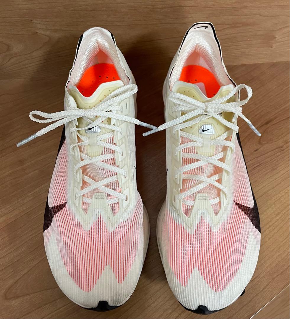 ナイキ ウィメンズヴェイパーフライ4プロトタイプ 25.5cm