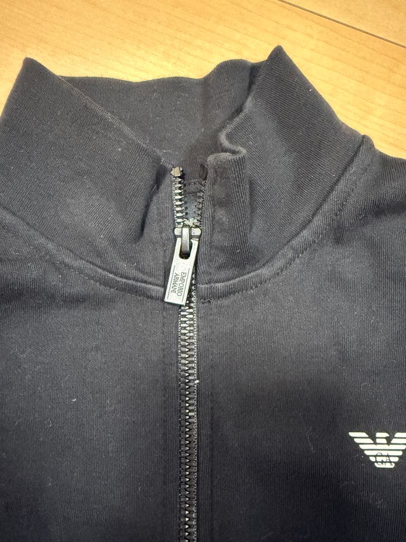 BURBERRY 黒 フード付きジャケット