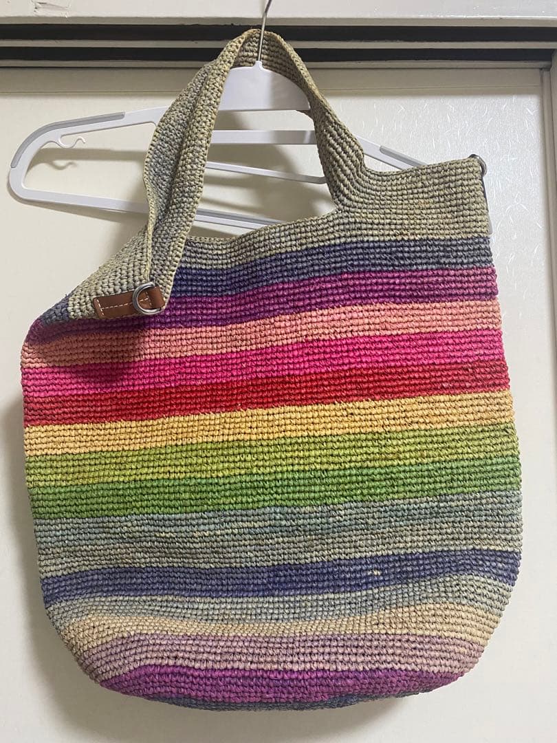 カラフルストライプ編みバッグ