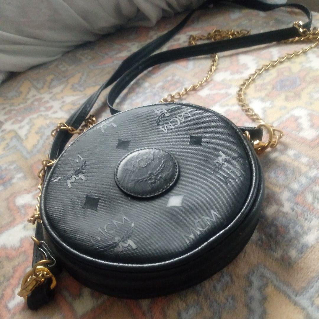 ビンテージレアエムシーエムMCM ブラック 円ショルダーバックポシエット中古美品