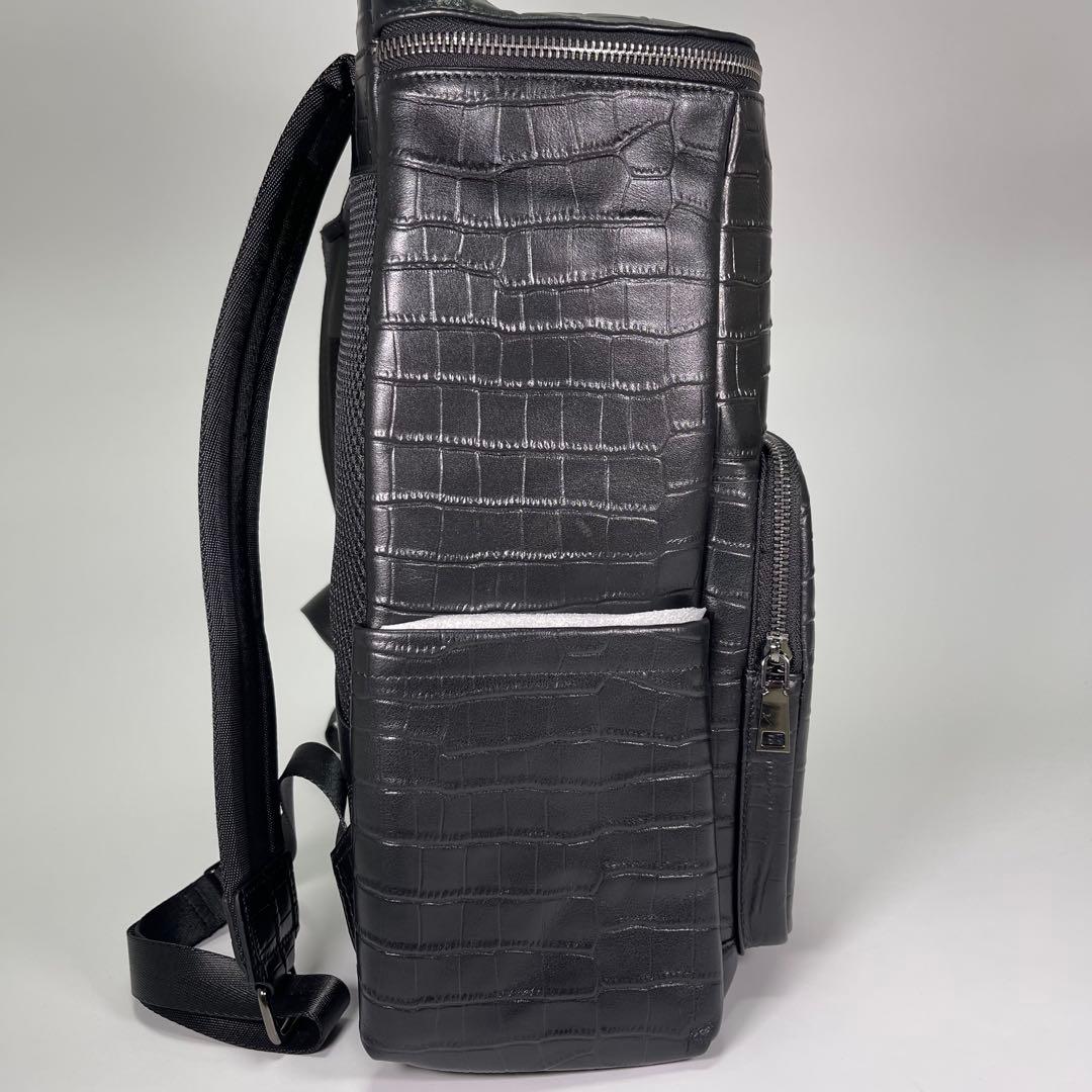 【新品✨】クロコダイル風メンズバックパックリュック大容量 本革型押し渋め黒