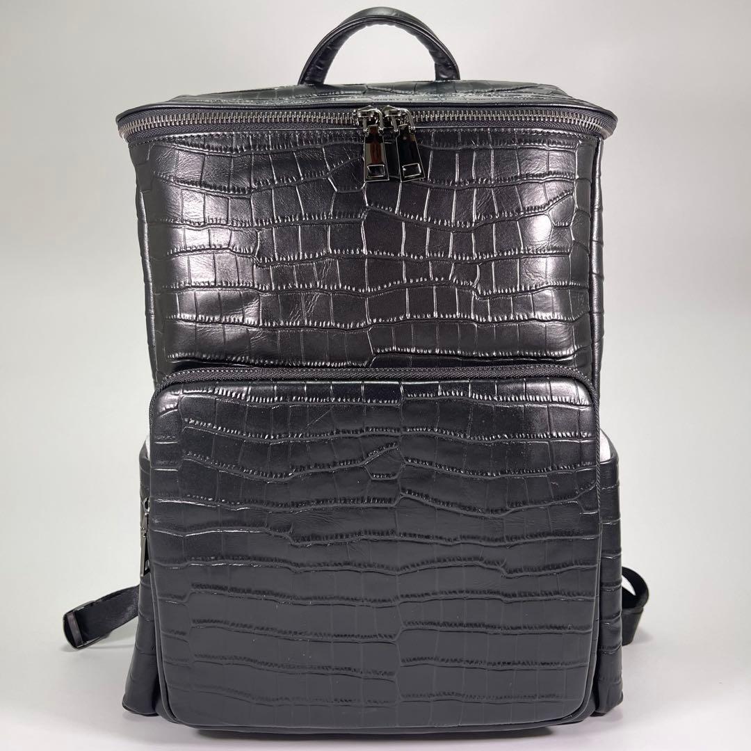 【新品✨】クロコダイル風メンズバックパックリュック大容量 本革型押し渋め黒