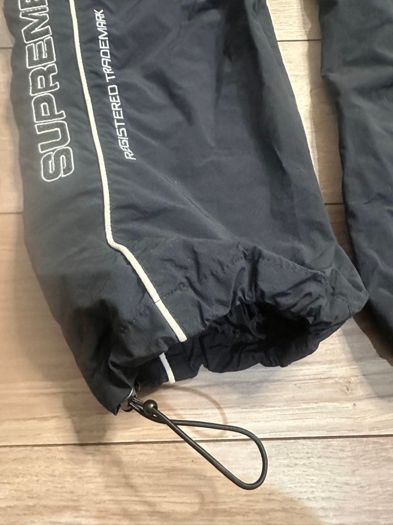 SUPREME ブラック ナイロンパンツ