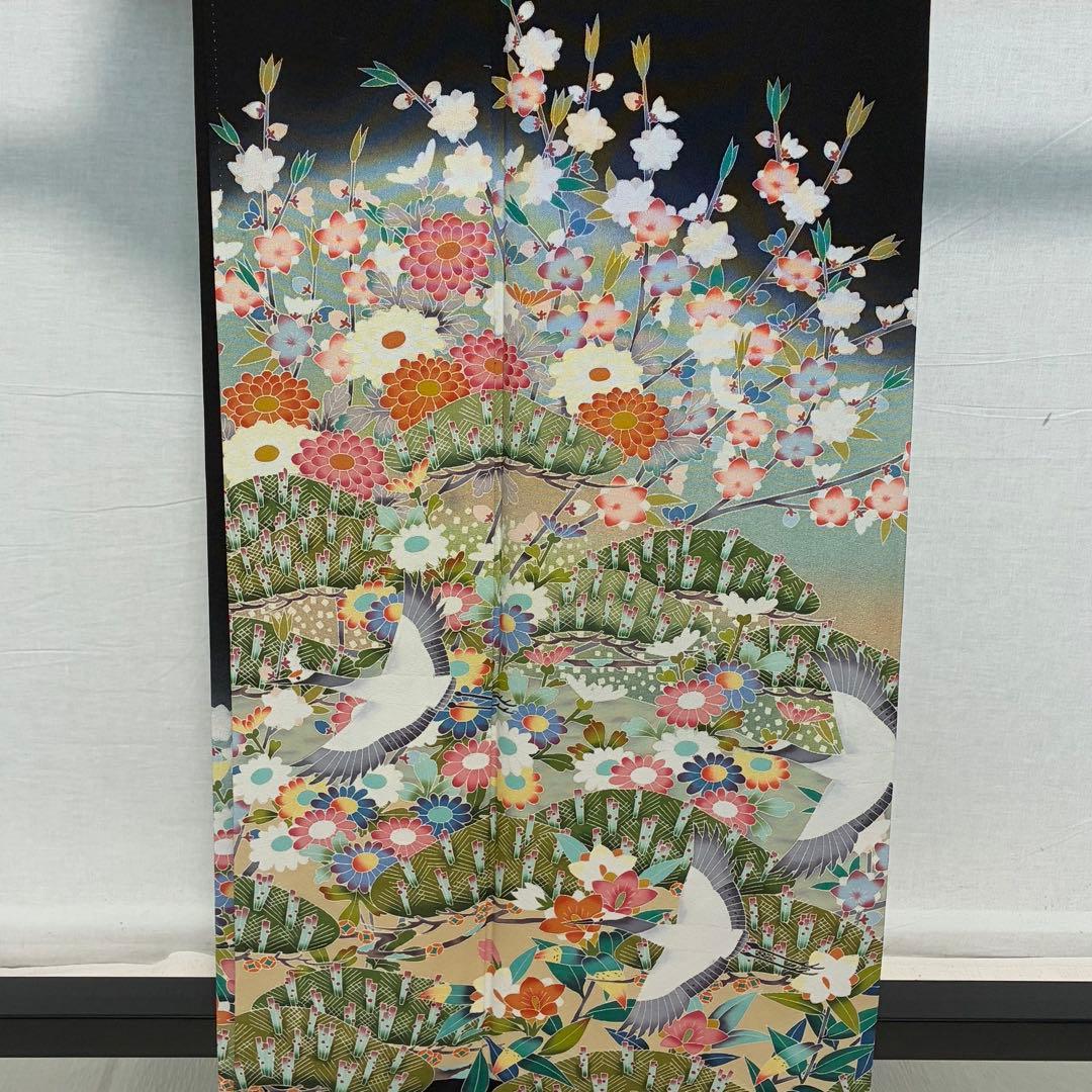 D160 黒留袖　友禅　鶴　花模様　正絹　着物　袷