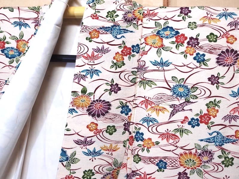 型染め小紋（菊、梅、桜文etc）裄64,5　正絹美品