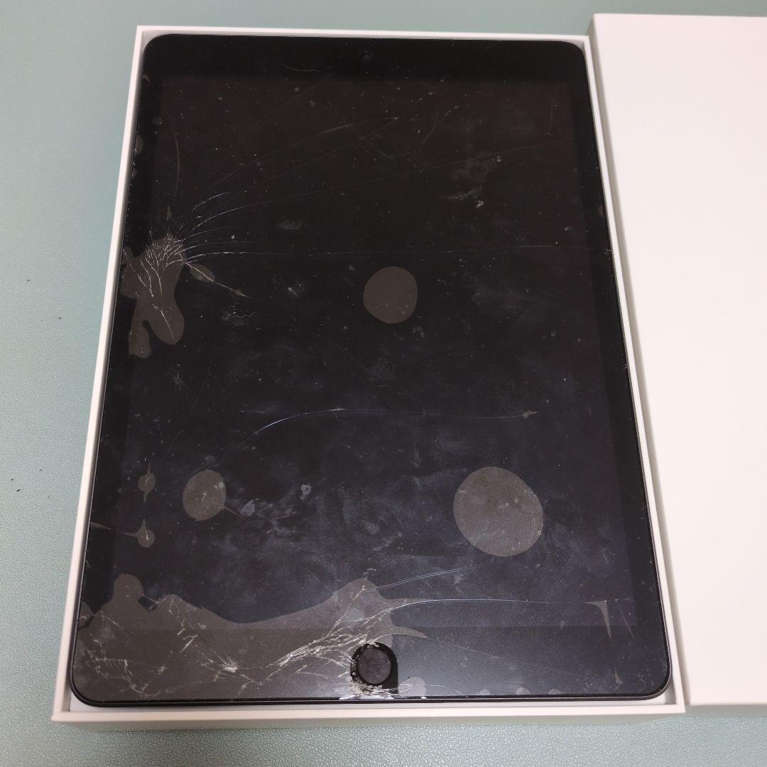 Apple iPad スペースグレー 本体　9世代