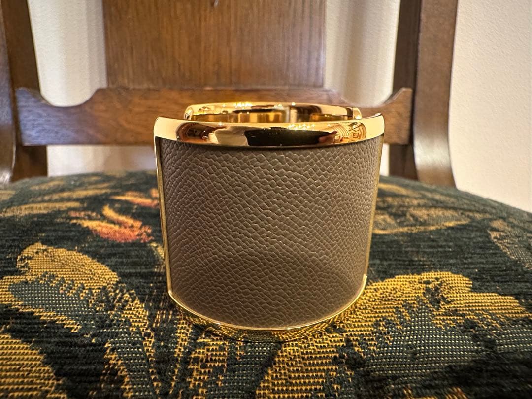 （未使用品）エルメス レザーブレスレット バングル オランプ エトゥープ T2