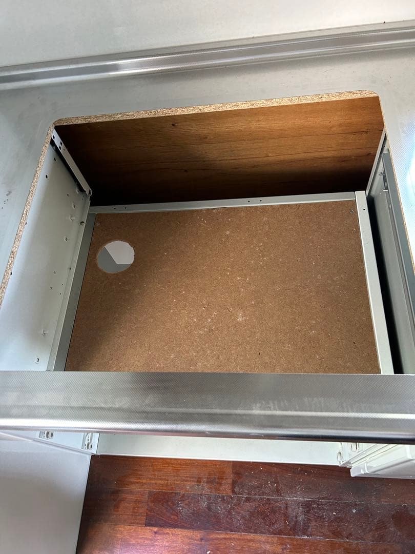 ホイ！新品未使用【タカラ】ホーローカップボード