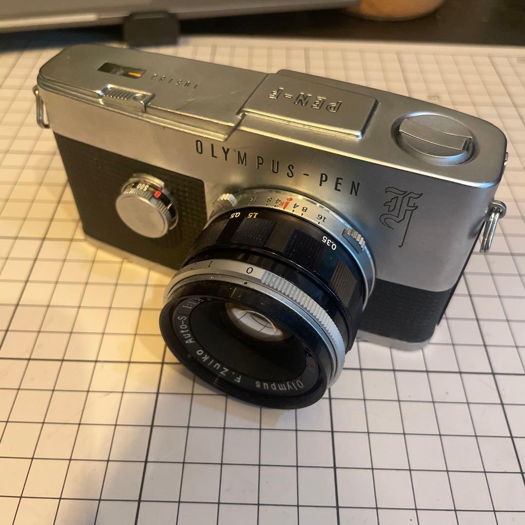 Olympus Pen F 一眼レフカメラ　ハーフサイズカメラ