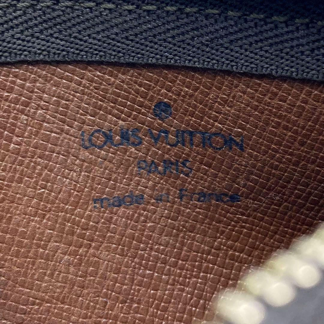 ルイヴィトン ポシェットクレ ケース モノグラム PVC レザー 小銭入れ