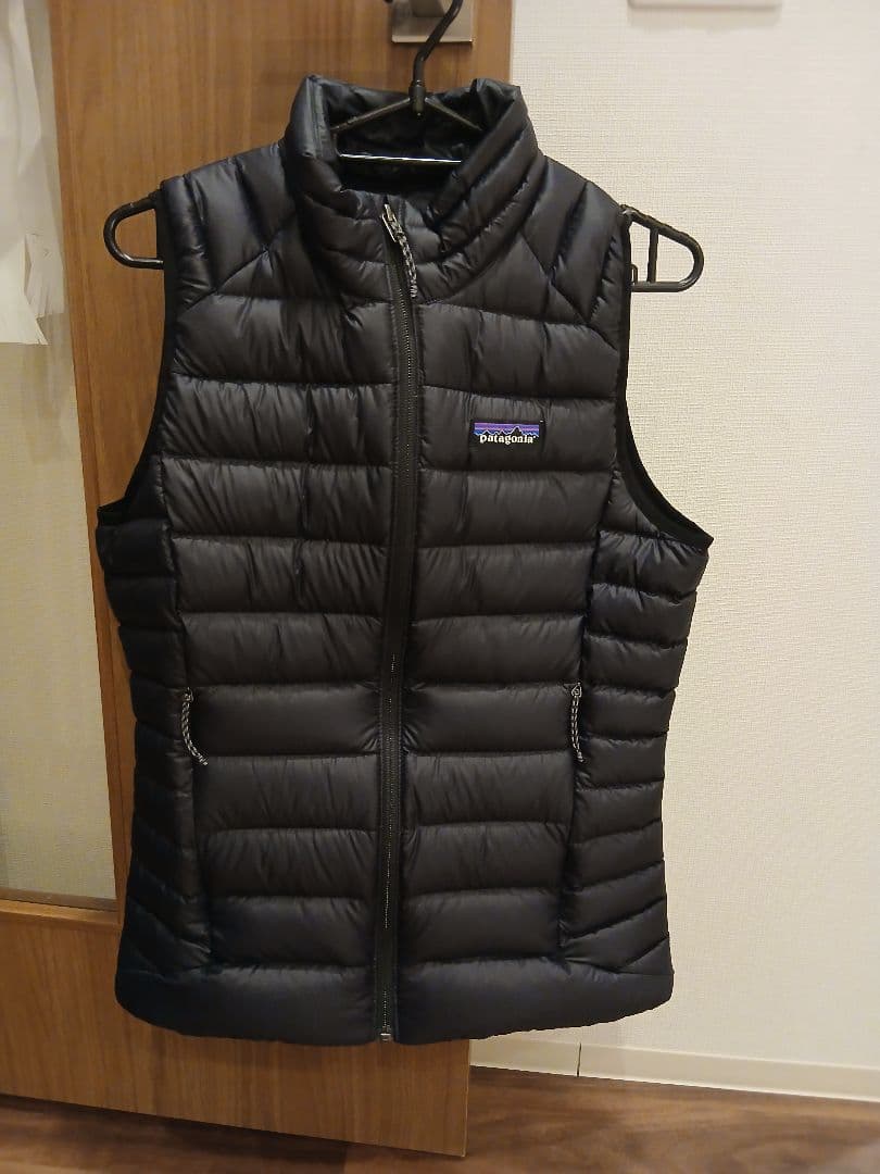 最終値下げ★未使用　patagonia　 ダウンセーターベスト　 XS