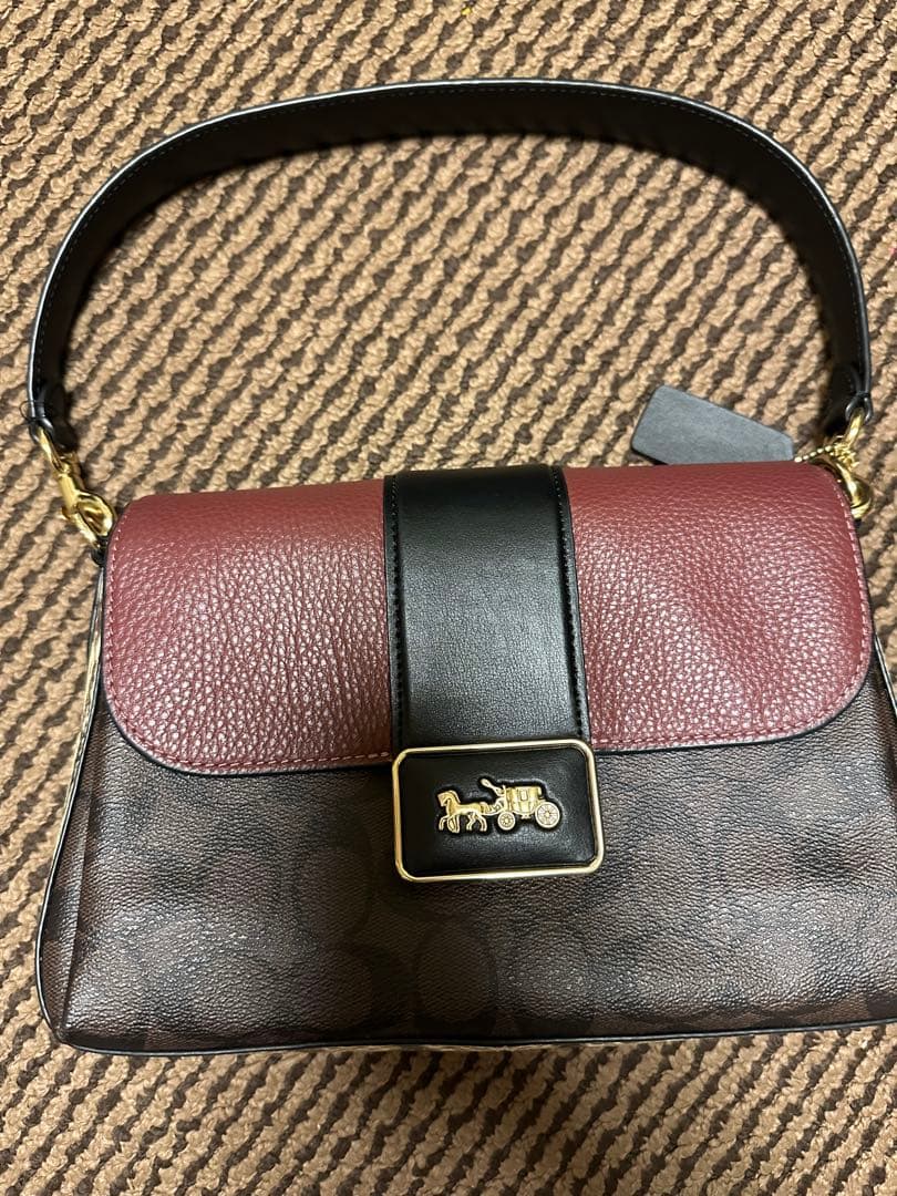 グレース ショルダー バッグ・シグネチャー キャンバス