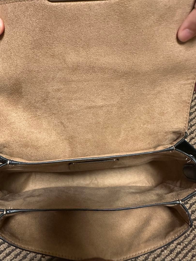 グレース ショルダー バッグ・シグネチャー キャンバス