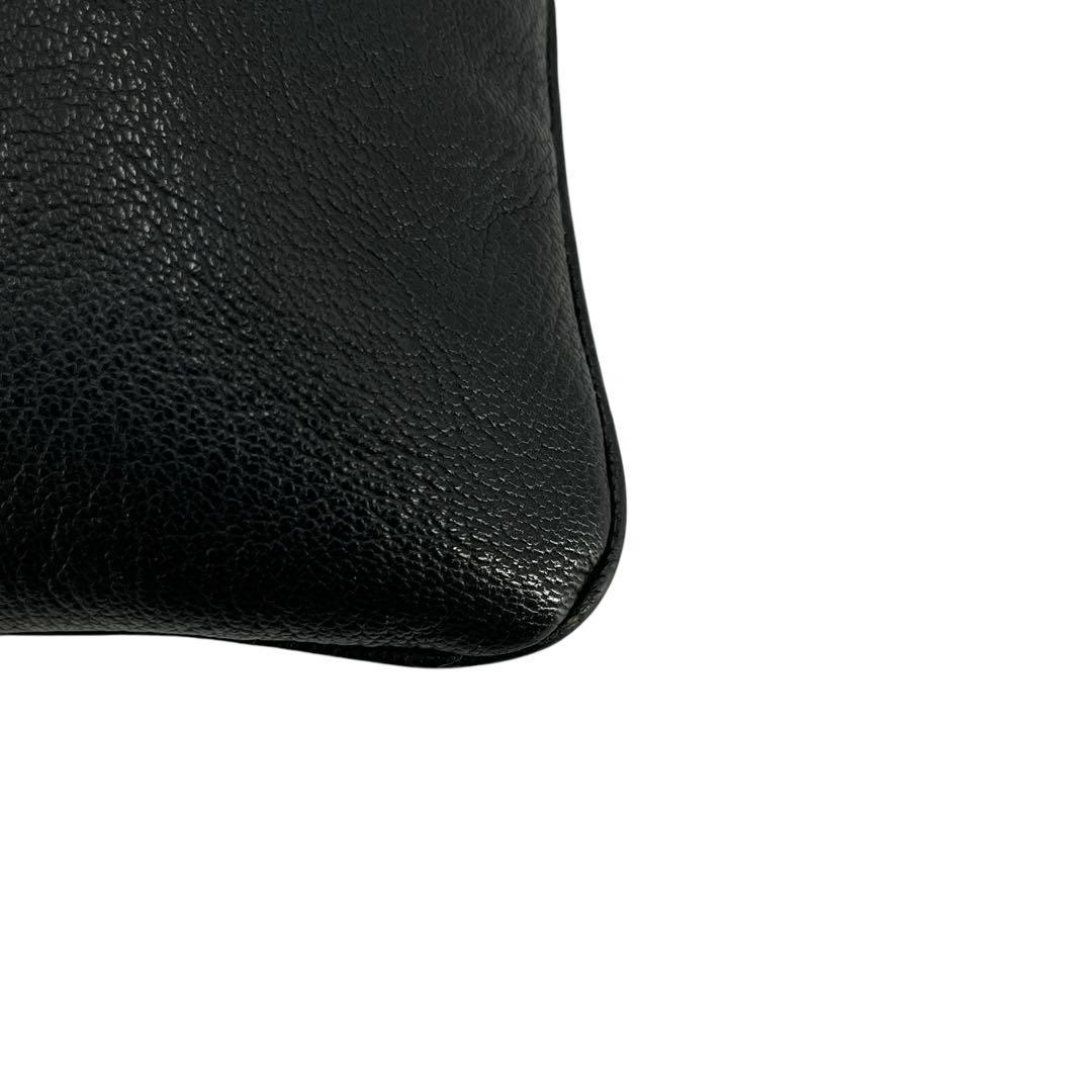 良品　ロエベ　ショルダーバッグ　カメラバッグ　アナグラム　ロゴ型押し　レザー　黒