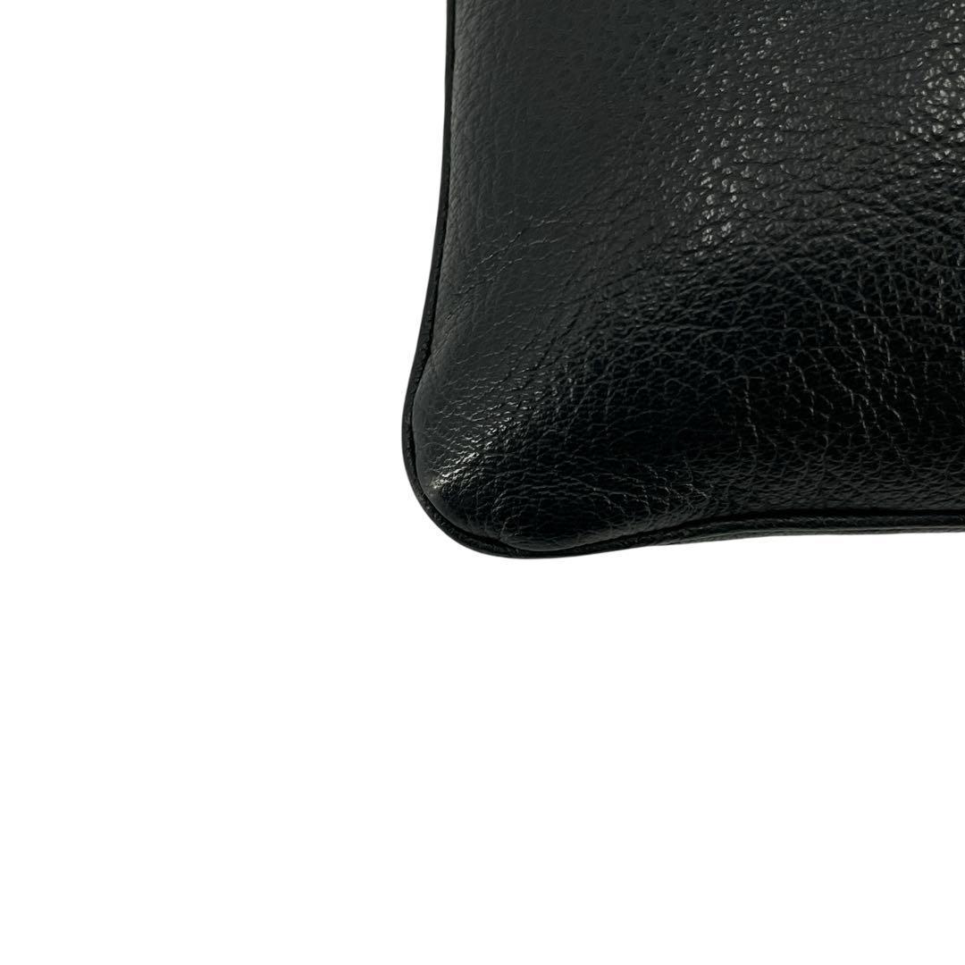 良品　ロエベ　ショルダーバッグ　カメラバッグ　アナグラム　ロゴ型押し　レザー　黒