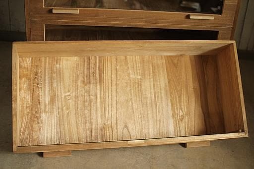 前面ガラスの引き出し3段　食器棚　シャツケース　タンス　チェスト　古家具