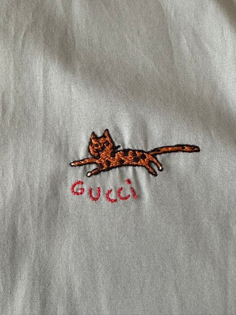 GUCCI 長袖シャツ ライトブルー 猫刺繍