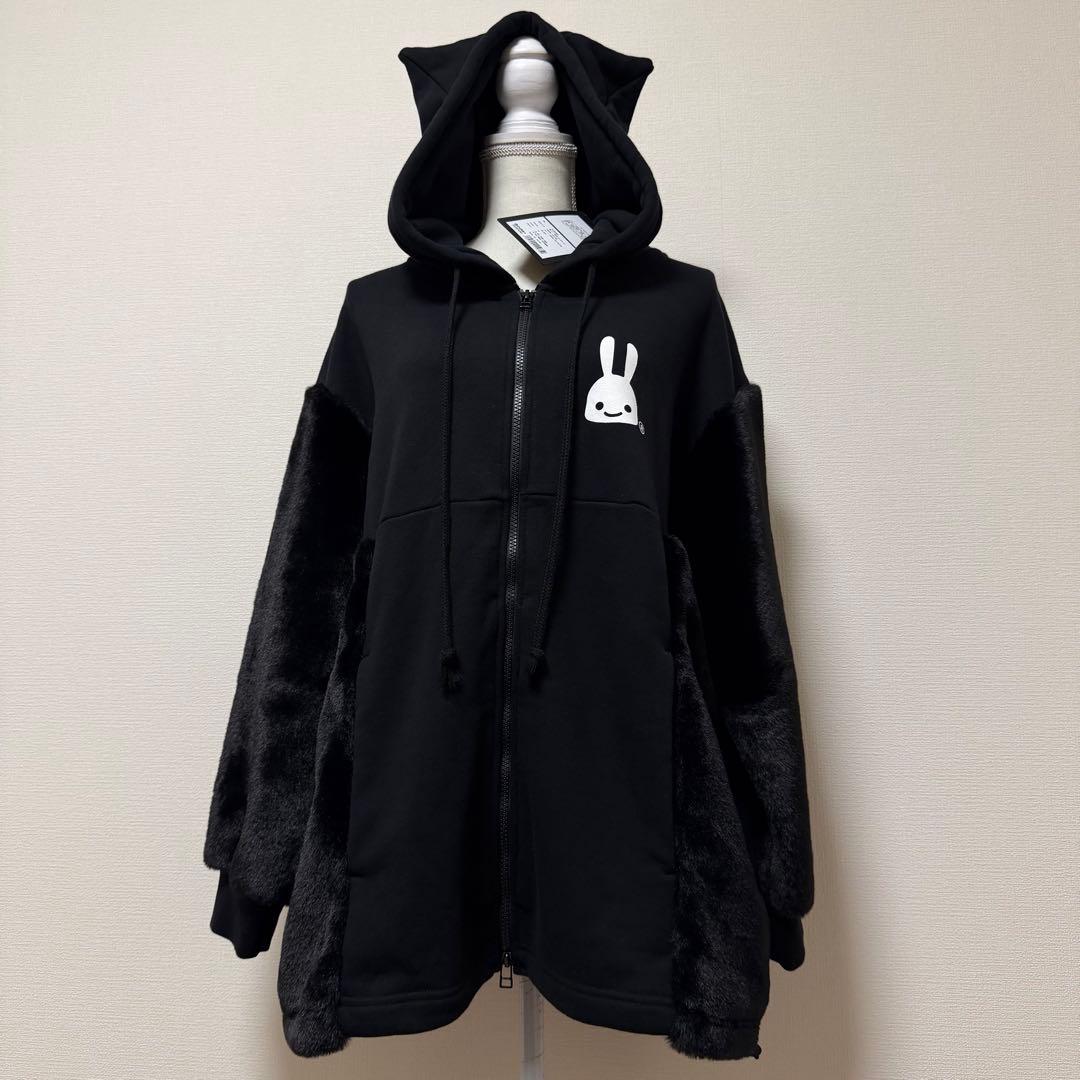 CUNE　袖ファー耳付きジップパーカー　黒　日本製　タグ付き　定価約3.5万