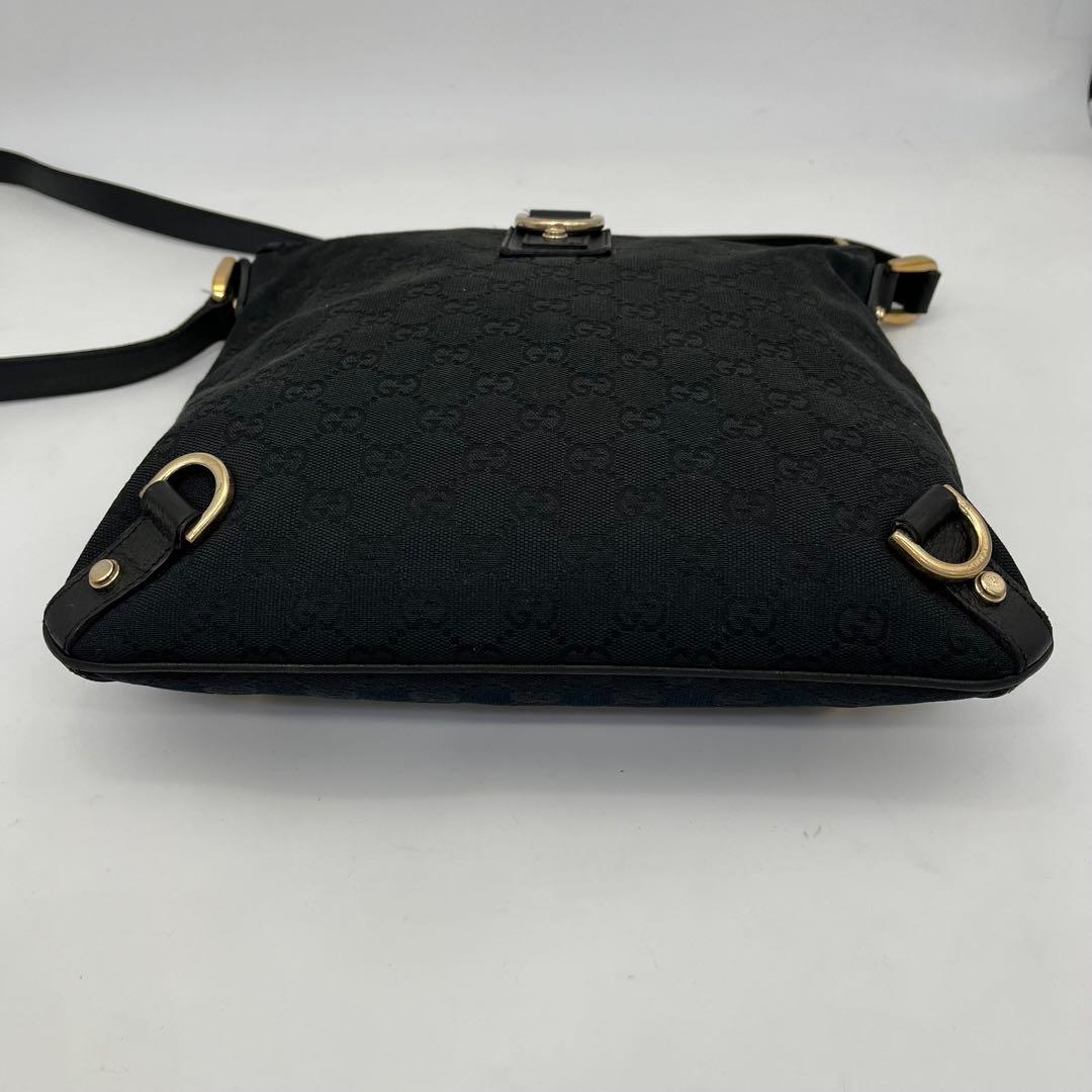 GUCCI ショルダーバッグ サコッシュ GGキャンバス アビーライン ブラック