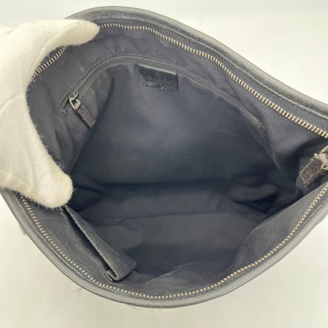 GUCCI ショルダーバッグ サコッシュ GGキャンバス アビーライン ブラック