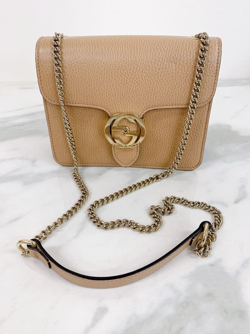 ＋GUCCI インターロッキングG チェーン　ショルダーバッグ レザー ベージュ