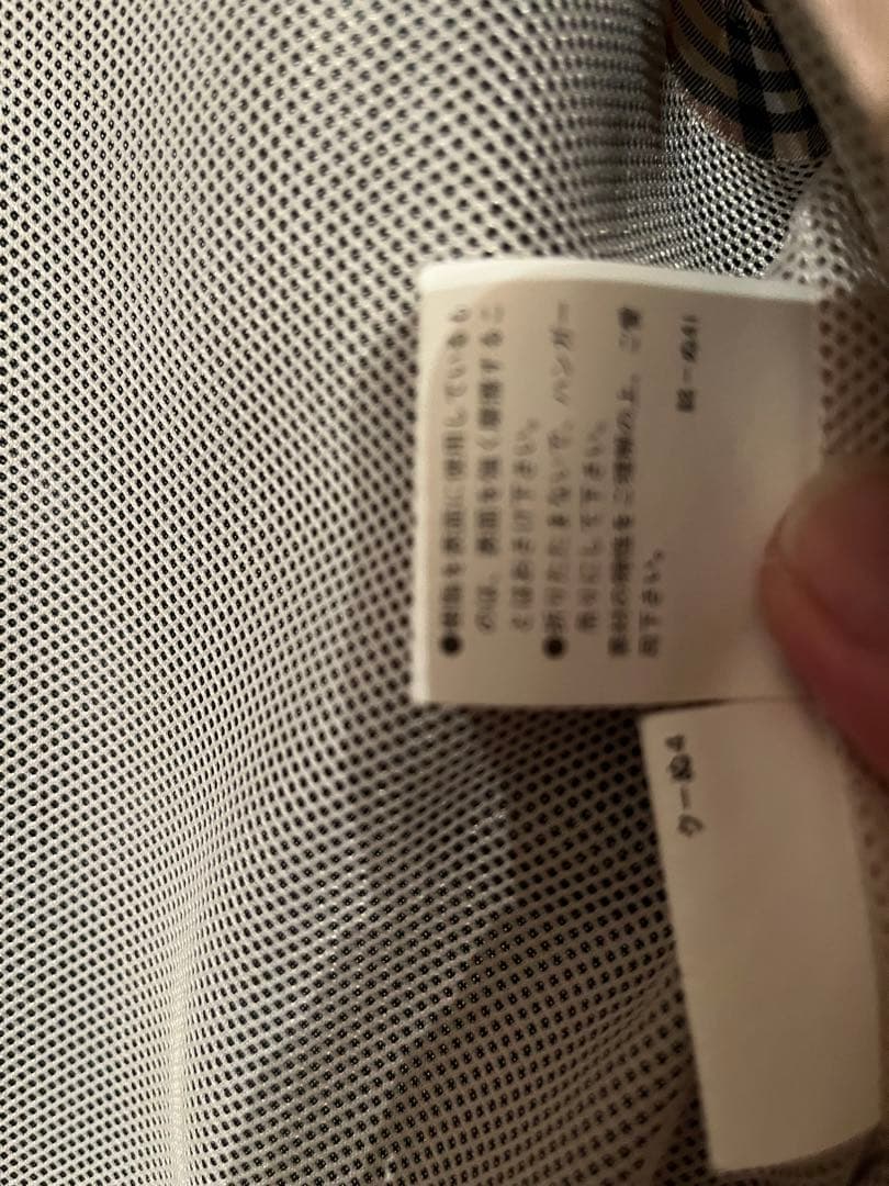 バーバリーゴルフウェアーセット　ベスト、パンツ、帽子