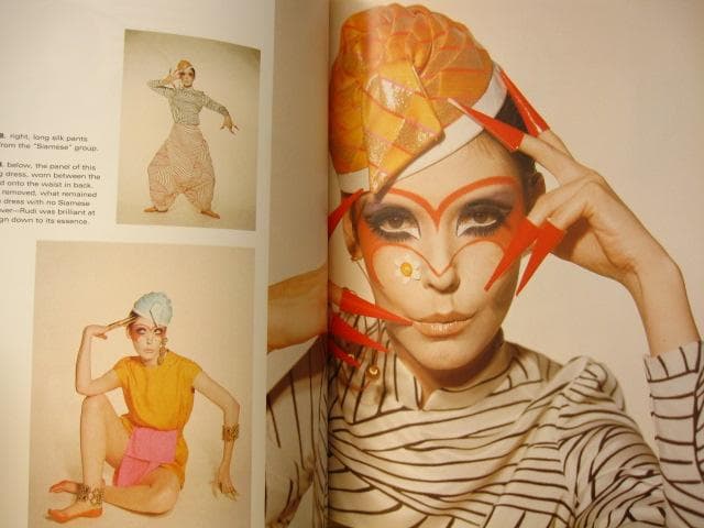 The Rudi Gernreich book　直筆サイン入り　signed