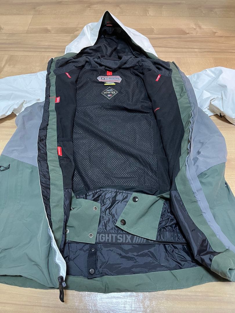 686スノーボードウェア