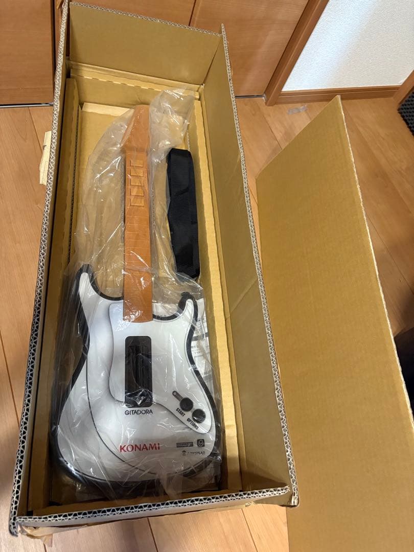 GITADORA ギターフリークス コントローラー プレミアムモデル